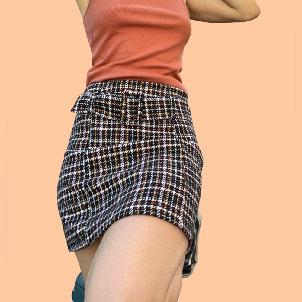 Houndstooth mini high waisted skirt / size M